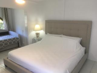 Beach Townhouse - St Thomas - 4