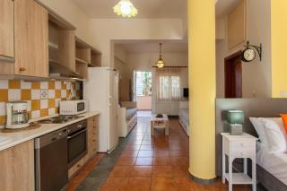 Evelia Apartment - Galatás - 4