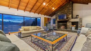 Ibon House - Queenstown - 7