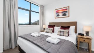 Remarkables Garden Apartment 305 - 1