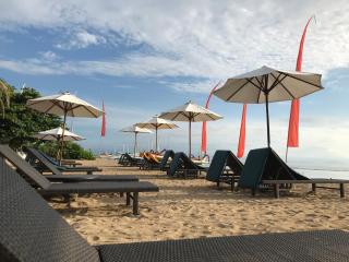 Besakih Beach Hotel - Sanur - 0