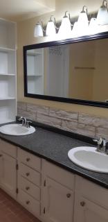 LakeView House with 4 rooms Kelowna near downtown & Knox Moutain - 8