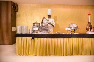 Hotel Platinum Inn - Ahmedabad - 9