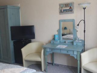 Landhotel Ostseetraum & Fewo - Warnemünde - 7