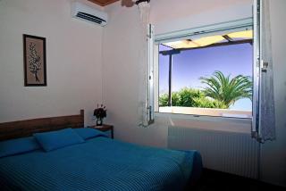 Year-Round Beachfront Bliss at Memi Beach, Koroni - Livadhákia - 6