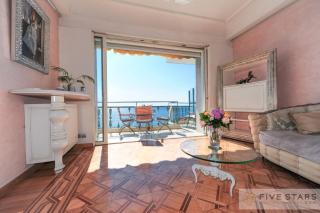 Le Majestic Promenade - Five Stars Holiday House - 3