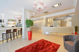Hotel Fiamma & Spa - Cesenatico - 0