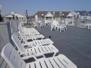 Quarterdeck Motel - Wildwood - 3