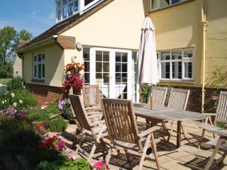 The Newnham White House - Baldock - 8