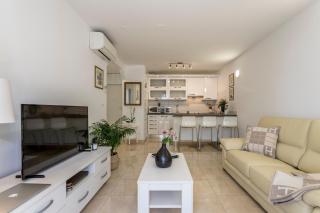 Adriatic Queen Rooms & Apartments - Split - 3