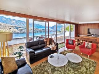 Luxe Home on the Hill - Queenstown - 3