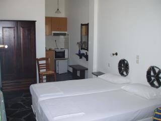 Parathyro Sto Aigaio 1 - 5