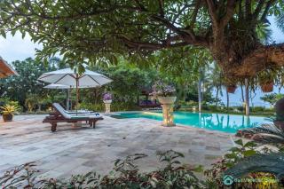 Villa Segara Murti - Stylish Beachfront Villa! - 1