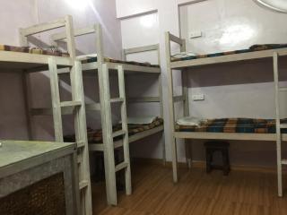 Shri Guest House - Varanasi - 9