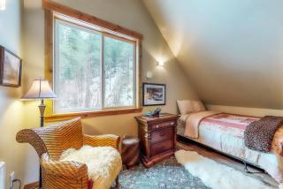 Merry Creekside Retreat - 1