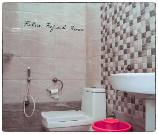 Orange Corner, Near Kempegowda Airport, Airport Pickup And Drop Available 24x7 - Bangalore - 2