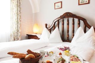 Stadthotel Restaurant Auerhahn - Vöcklabruck - 4
