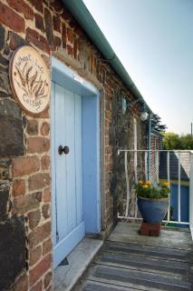 Wheat Loft Apartment at Ballydougan Pottery - 7