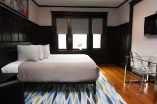 A Stylish Stay w/ a Queen Bed, Heated Floors.. #37 - 8