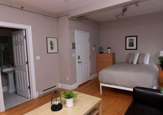 Stylish Downtown Studio in the SouthEnd, C.Ave# 2 - 6