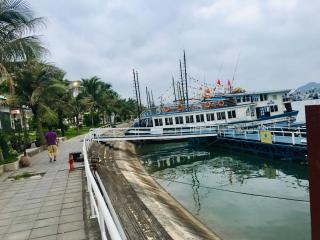Queen Motel - Ha Long - 8