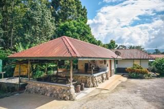 Basari Guest House - Lundu - 0