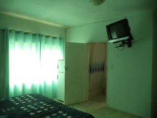 Heatherdale Guesthouse & Shuttle Services - 3