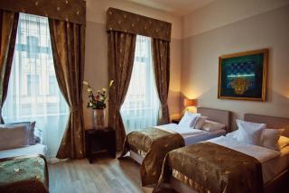 Hotel Julian - Prague - 1