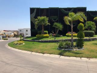 Perfect Location & Security @ El Deseo Residencial - Buenavista - 0