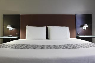 Westbridge Inn & Suites - Carrollton - 6