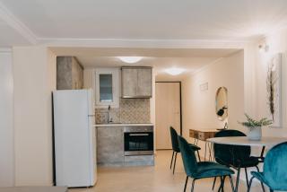 Best House, Central Luxury Apartment, Agiou Nikolaou, Patra - Patra - 4