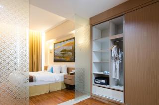 Megaland Hotel Solo - 5