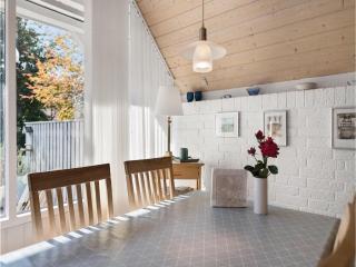 Three-Bedroom Holiday Home In Humble - Humble - 3
