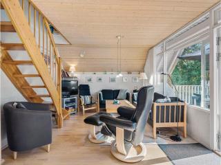 Three-Bedroom Holiday Home In Humble - Humble - 1