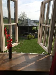 Lapwing Cottage - Stoke on Trent - 4