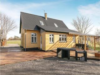 Three-Bedroom Holiday Home In Nexo - 4