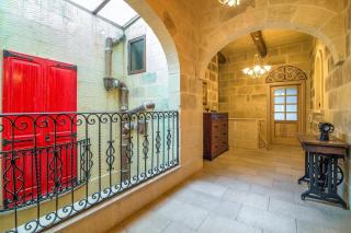 Ta' Manwel Farmhouse - Nadur - 2