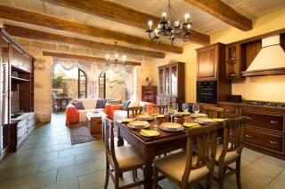 Ta' Manwel Farmhouse - Nadur - 1