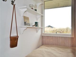 4 Bedroom Stunning Home In Hvide Sande - Bjerregård - 9