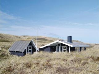 4 Bedroom Stunning Home In Hvide Sande - Bjerregård - 1