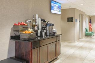 Best Western Concord Inn and Suites - Concord - 1