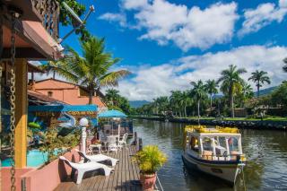 Pousada Casa do Rio Hostel - 8 min do Centro Hístorico - Passeio de Barco com saída da Pousada -Pago a parte- Perto das Praias e Beira Rio - Paraty - 9