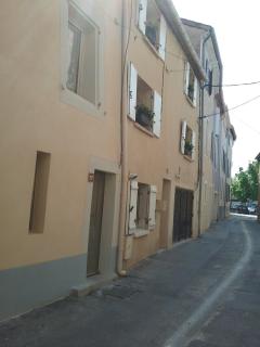 Au 10 - LʼIsle-sur-la-Sorgue - 2