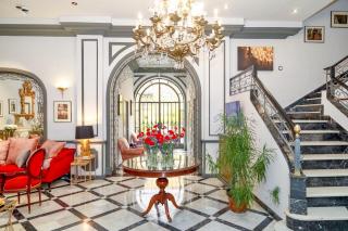 Hotel Sevilla - 1