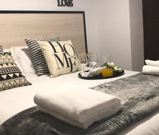 GATU PREMIUM Villa Aramburu, " Preferente mayores de 21 años y familias " - 8