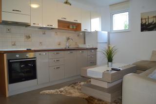 Vanessa Apartment - Budva - 8