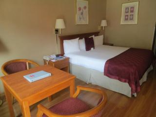 Ramada by Wyndham Redondo Beach - 9