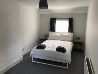 Glens of Antrim Beach House - On the Coast - Glenariff - 7