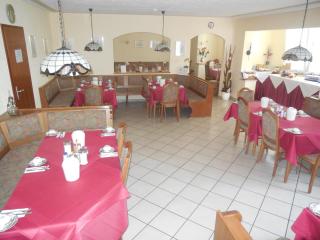 Hotel Garni am Hechenberg - Mainz - 9