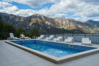 Villa KOSTA - Donji Morinj - 1